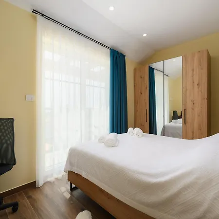 In Maru Ini With Private Pool * Maruzini